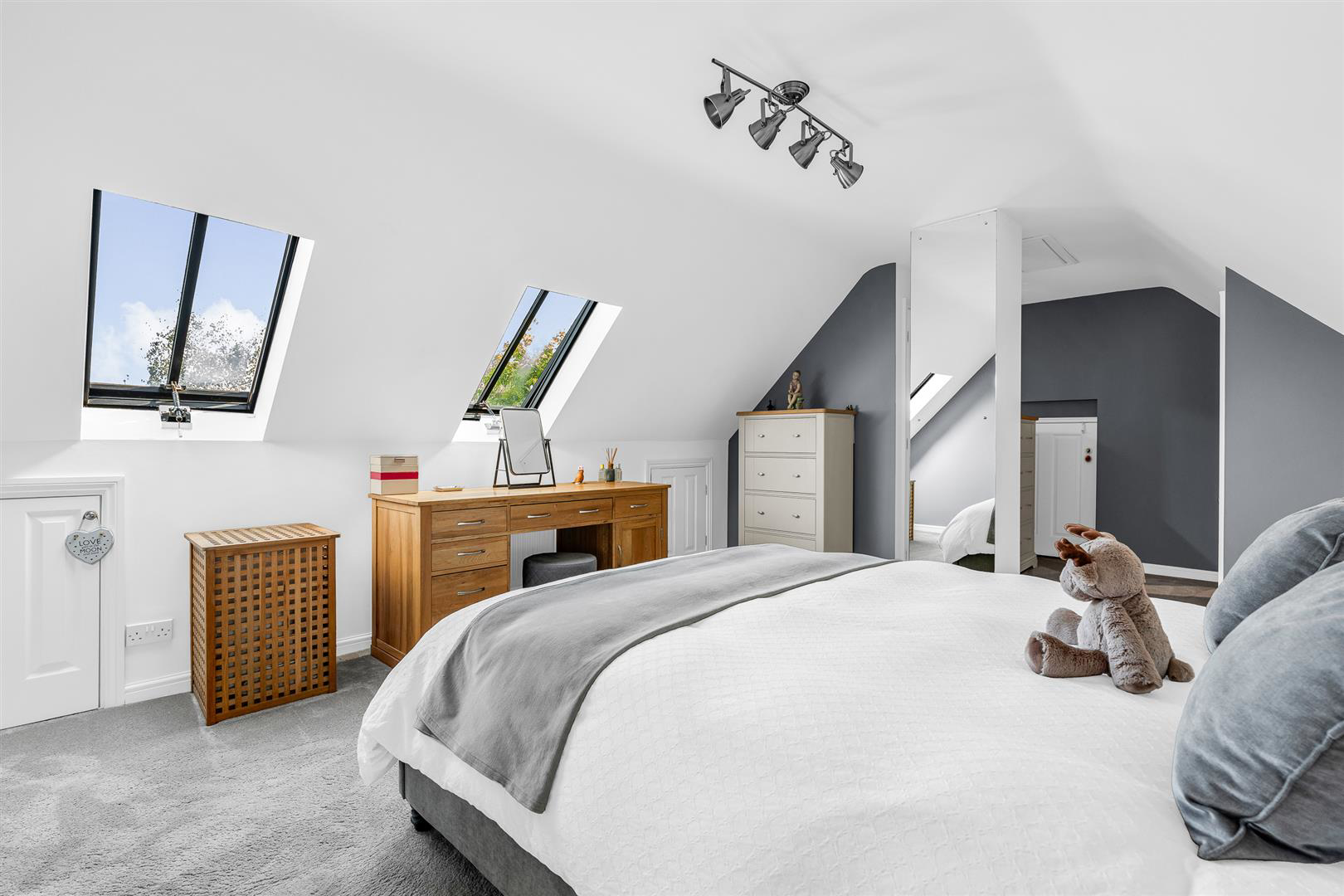 Coopers Court, Hertford, photo 14