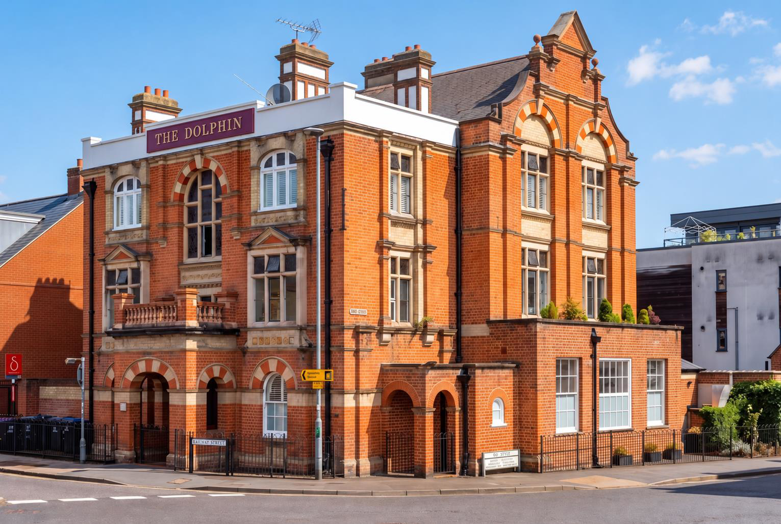 Dolphin Court, Hertford