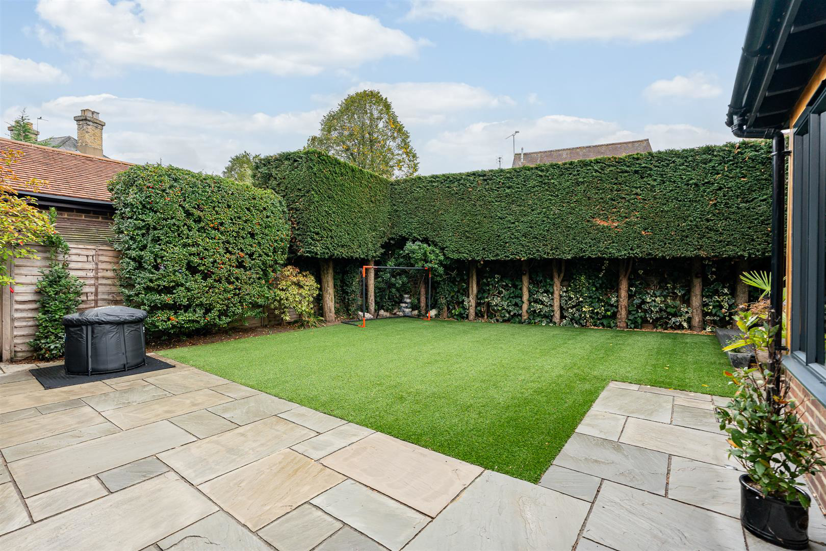 Harlings, Hertford Heath, photo 12