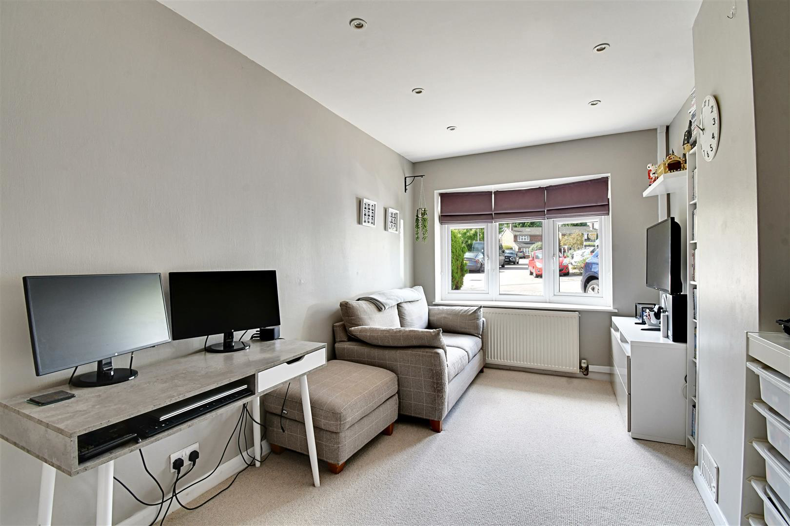 Lodge Close, Bengeo, photo 22