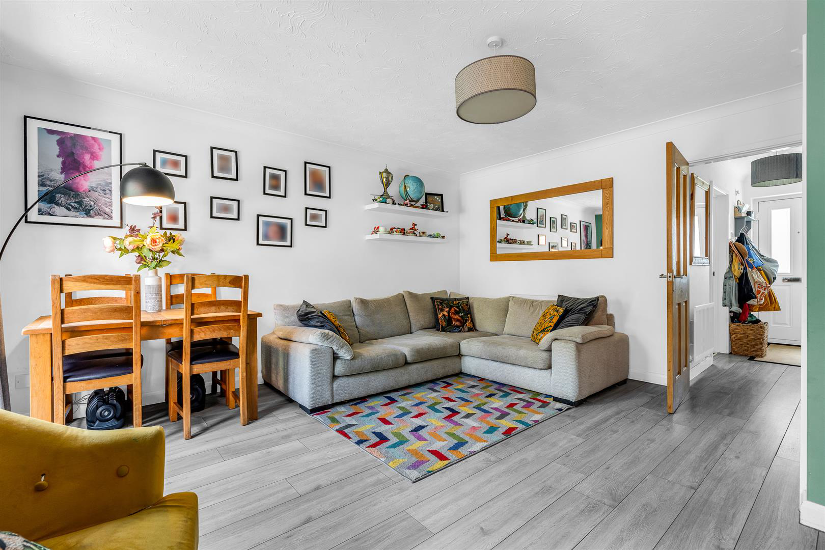 Primrose Drive, Hertford, photo 6