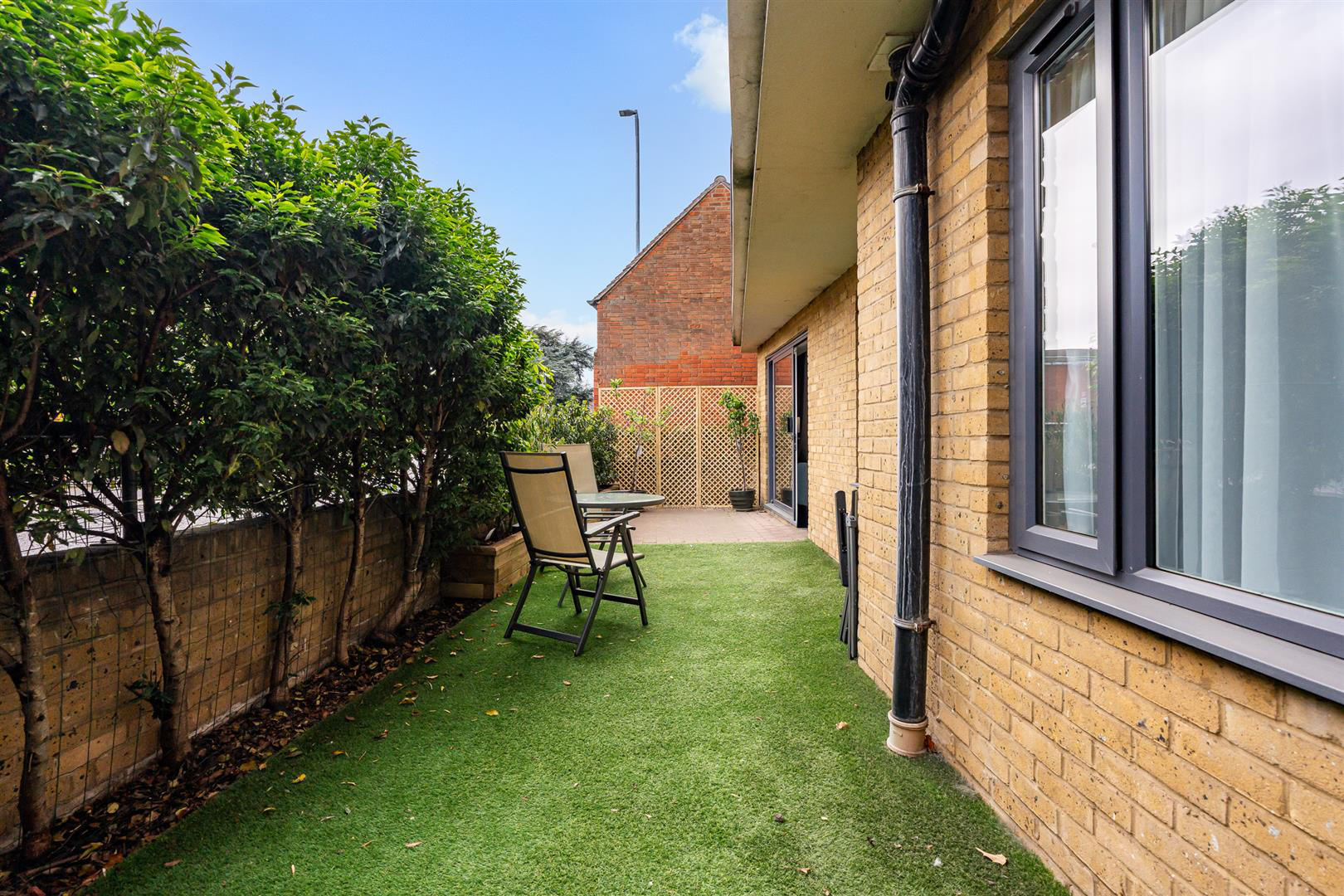 Barker Court, Hertford, photo 7