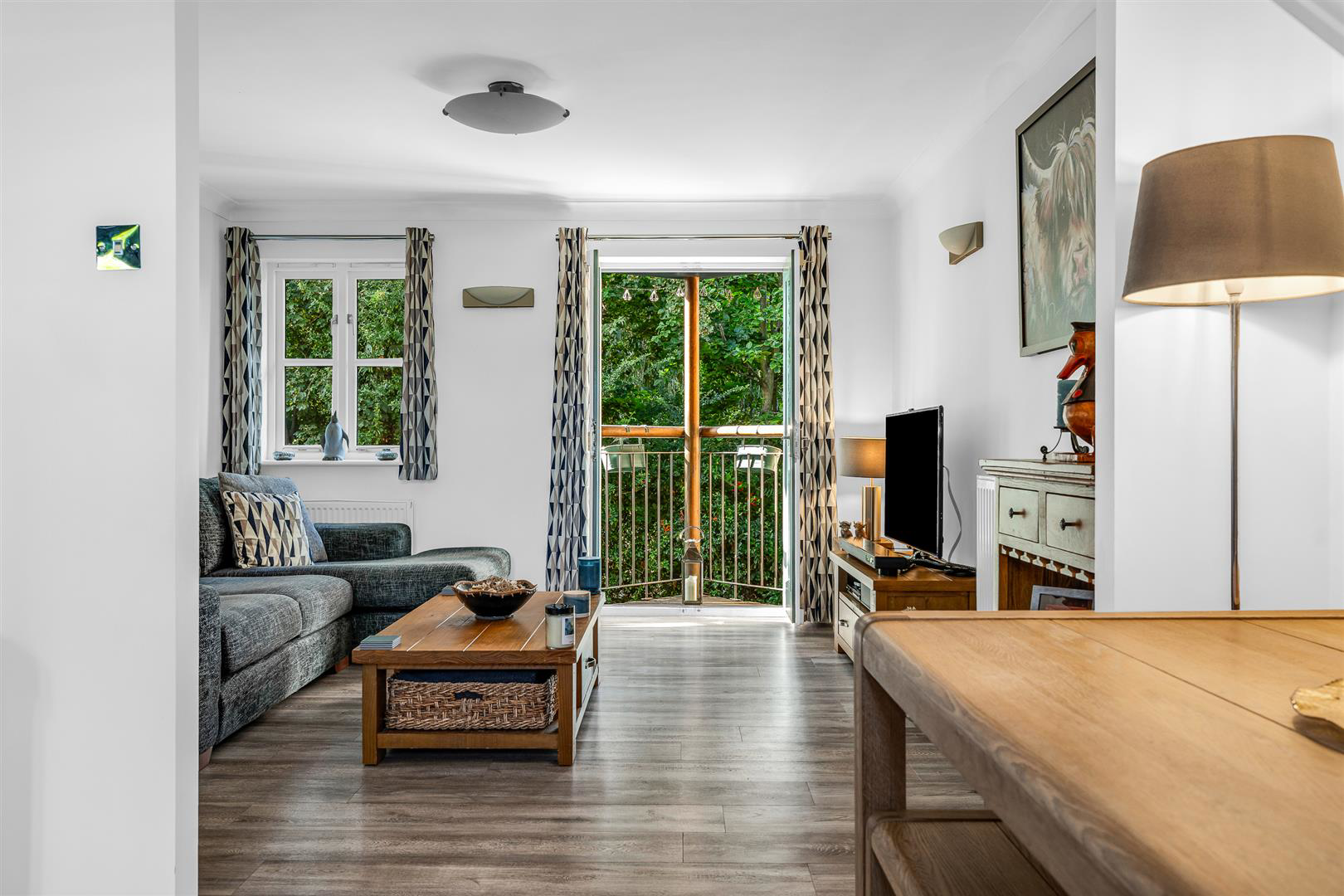 Coopers Court, Hertford, photo 2