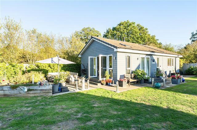 Maplewood Drive, Lingfield, Surrey, RH7 6GQ, photo 18