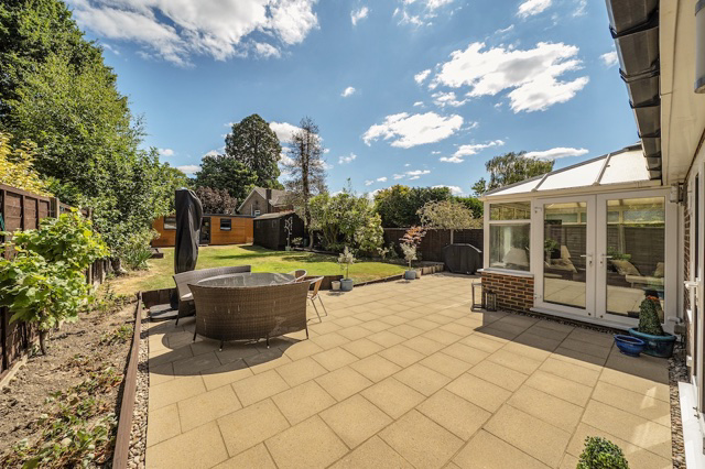 Newlands Park, Copthorne, Crawley, West Sussex, RH10 3EW, photo 17