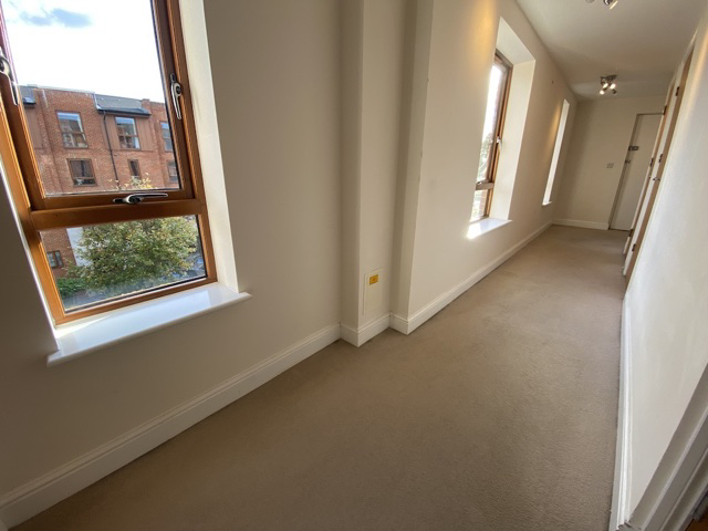 Tomlin Court, Commonwealth Drive, Crawley, West Sussex, RH10 1AH, photo 9