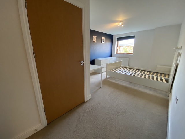 Tomlin Court, Commonwealth Drive, Crawley, West Sussex, RH10 1AH, photo 6