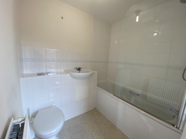 Tomlin Court, Commonwealth Drive, Crawley, West Sussex, RH10 1AH, photo 11