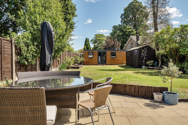 Newlands Park, Copthorne, Crawley, West Sussex, RH10 3EW, photo 18