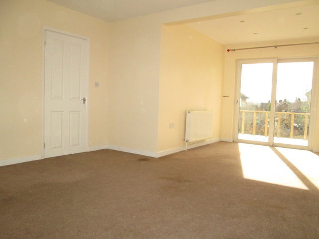 Radstock Way, Merstham, Redhill, Surrey, RH1 3NG, photo 5