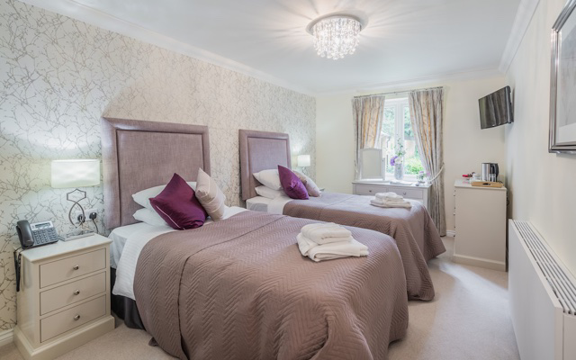 McIndoe Lodge, Garland Road, East Grinstead, West Sussex, RH19 1FU, photo 4