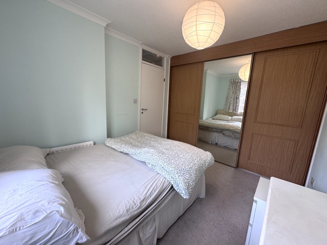 Rickwood, Langshott, Horley, Surrey, RH6 9DF, photo 9