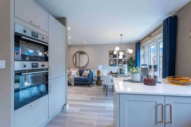 Isaacs Lane, Burgess Hill, West Sussex, RH15 8RA, photo 3