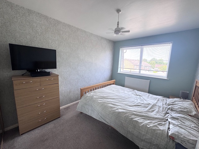 Payne Close, Pound Hill, Crawley, West Sussex, RH10 3UN, photo 12