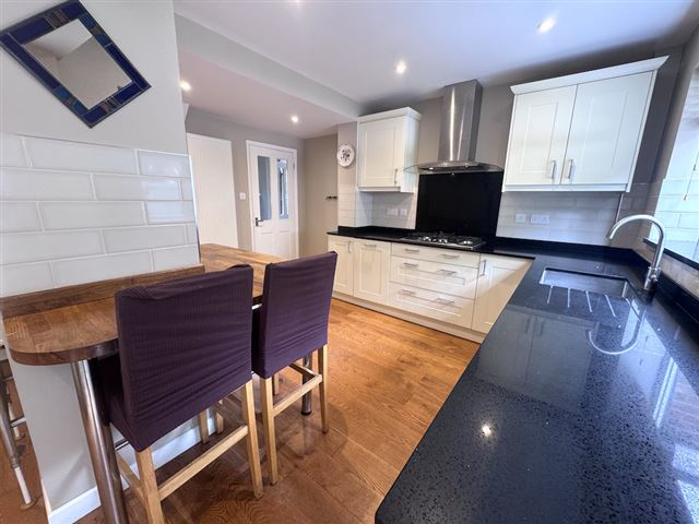 Akehurst Close, Copthorne, Crawley, West Sussex, RH10 3QQ, photo 10