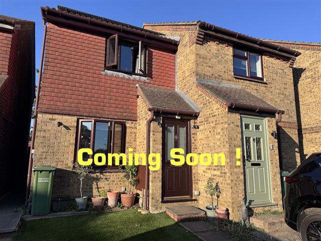 Parthia Close, Tadworth, Surrey, KT20 5LB