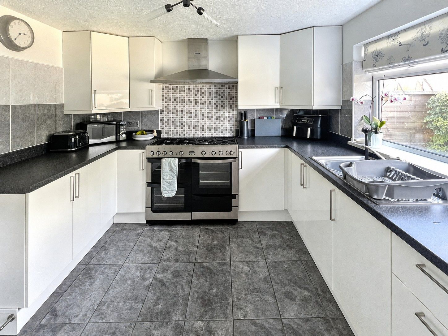 Randwick Park Road, Plymstock, Plymouth., photo 3