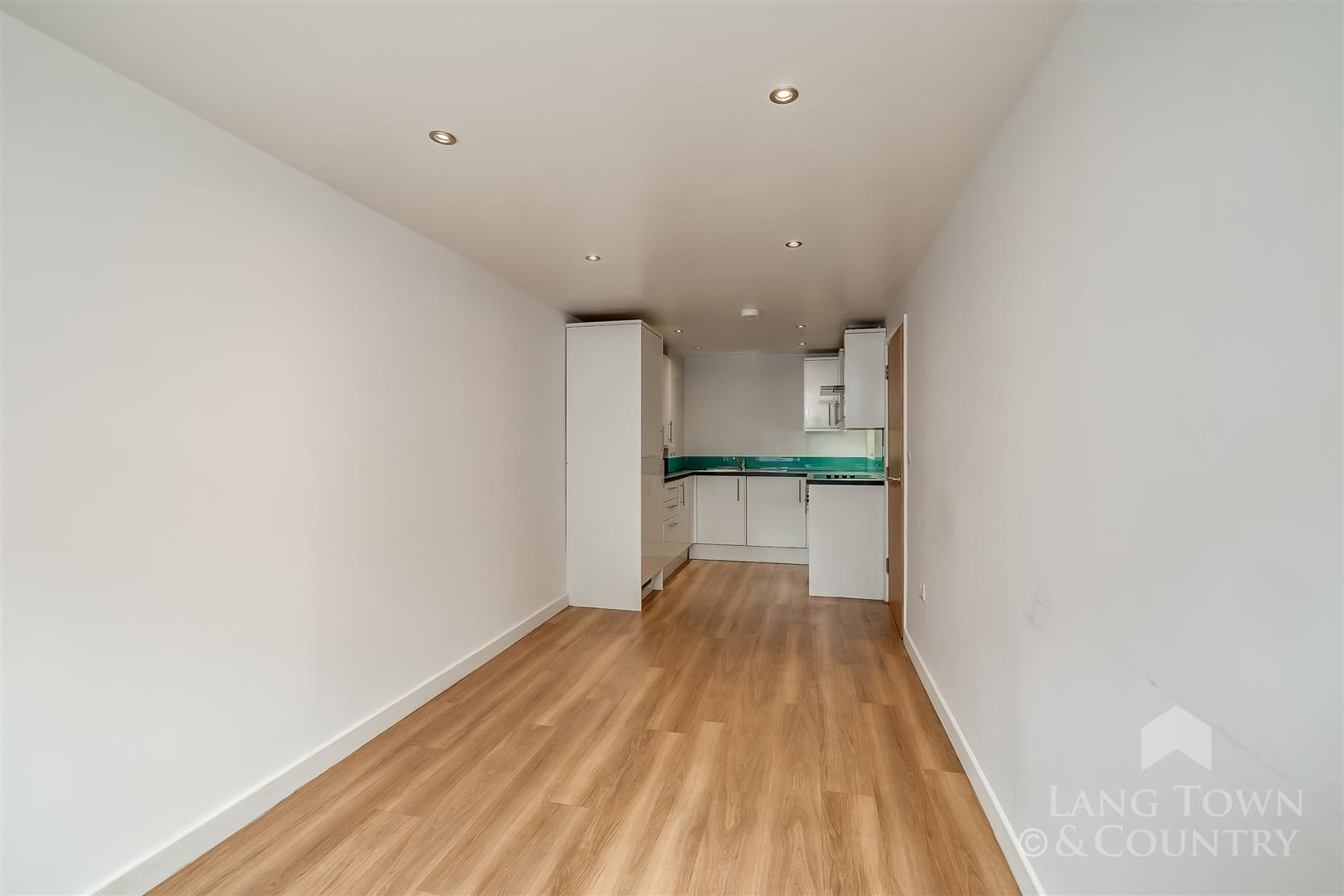 Victoria Place, Stoke, photo 6