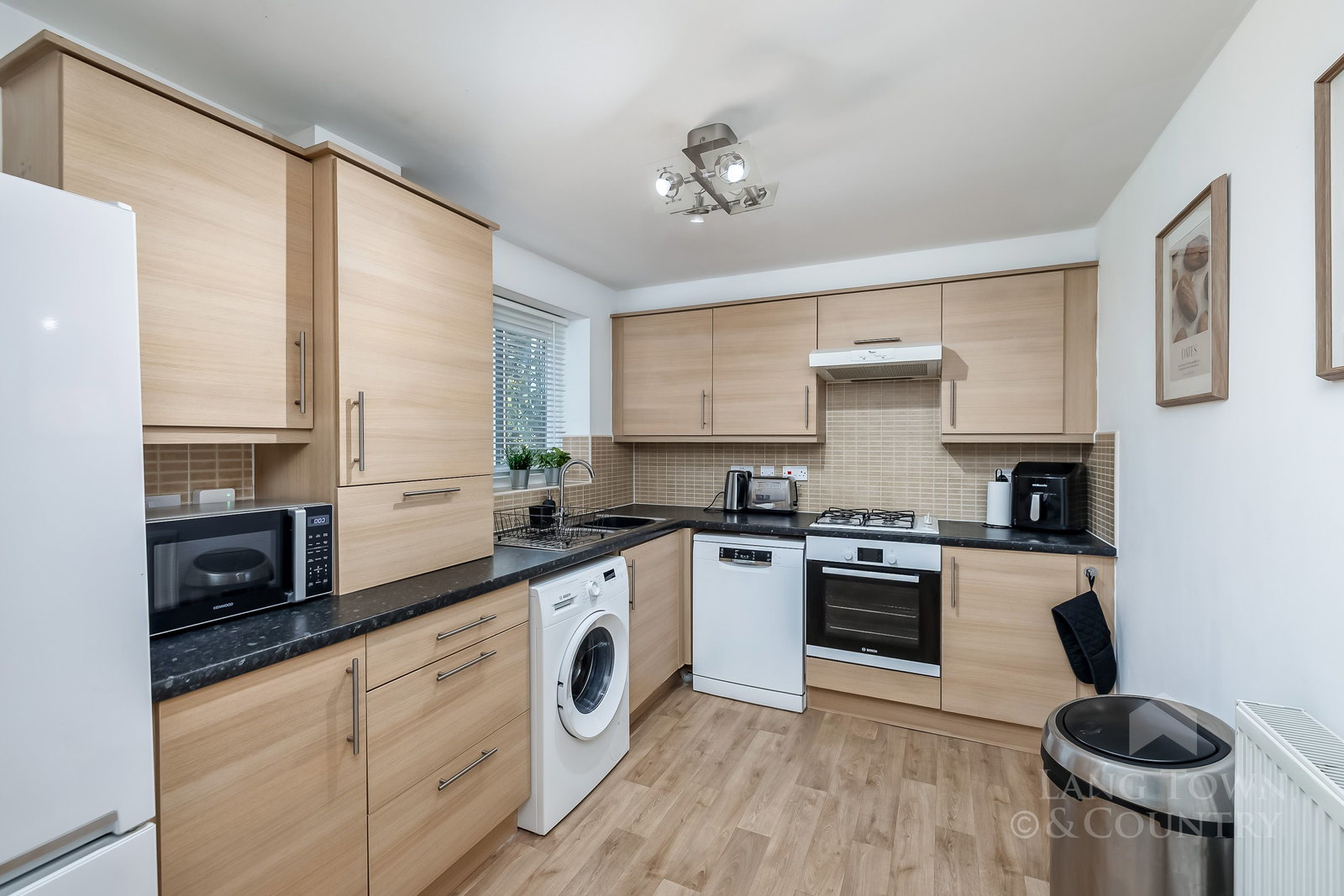 Endeavour Court, Stoke, Plymouth, photo 3