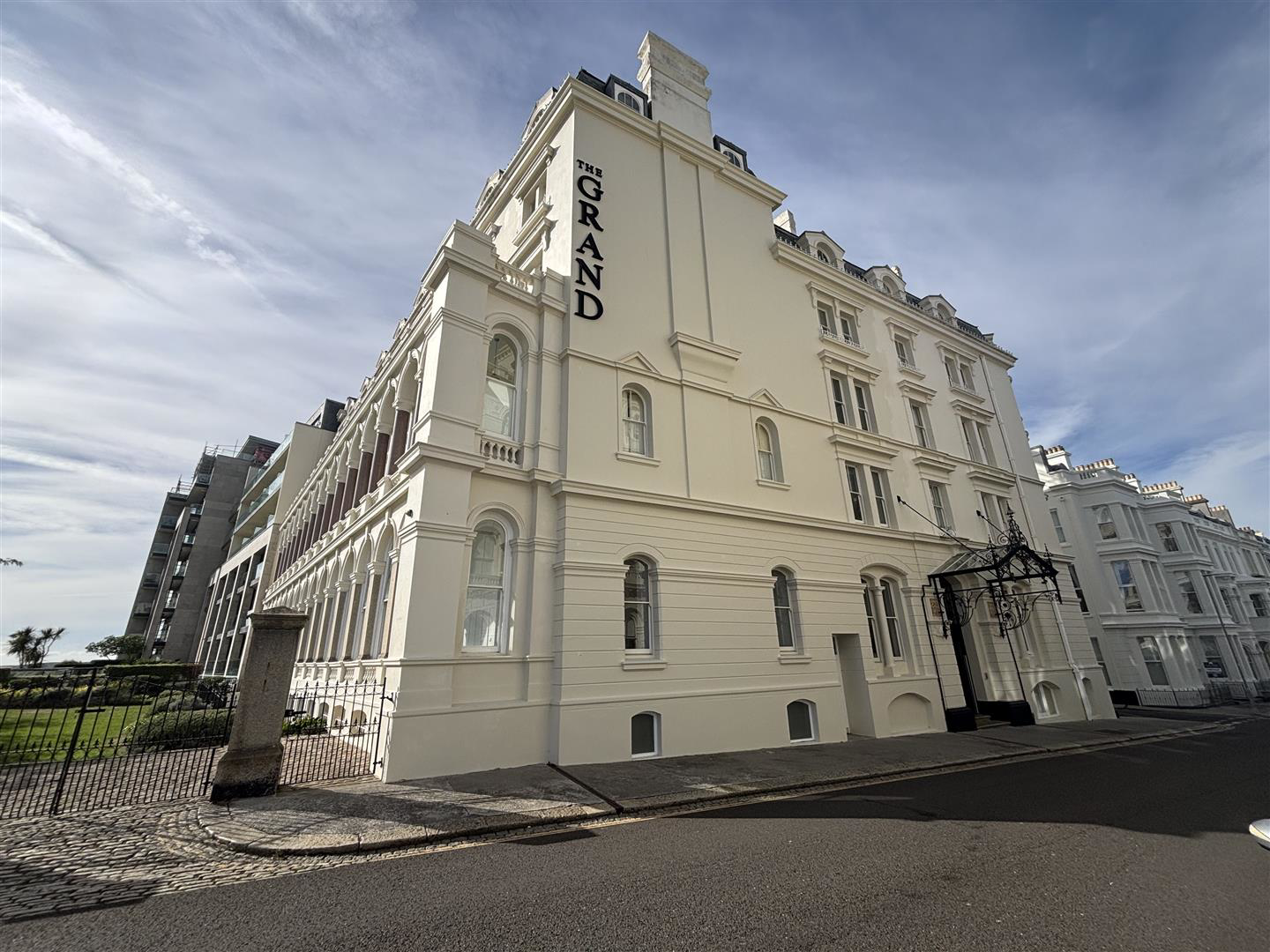 The Grand, Elliot Street, The Hoe, Plymouth, PL1 2BE