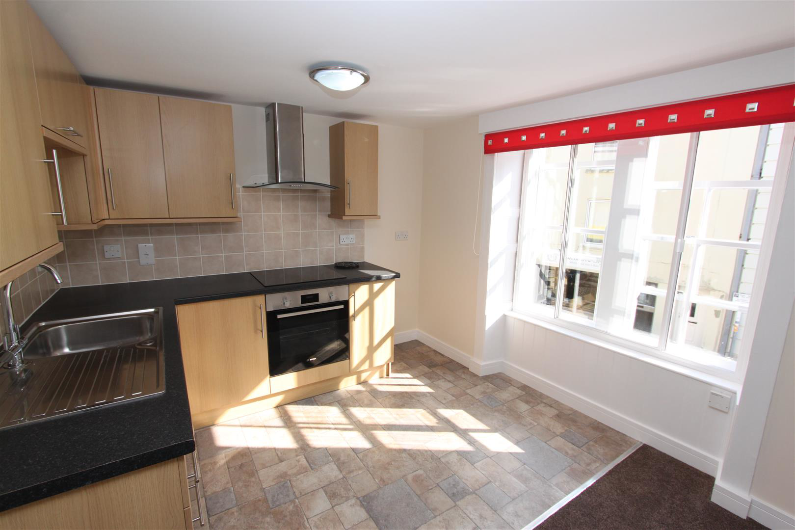 Fore Street, Torpoint, photo 6