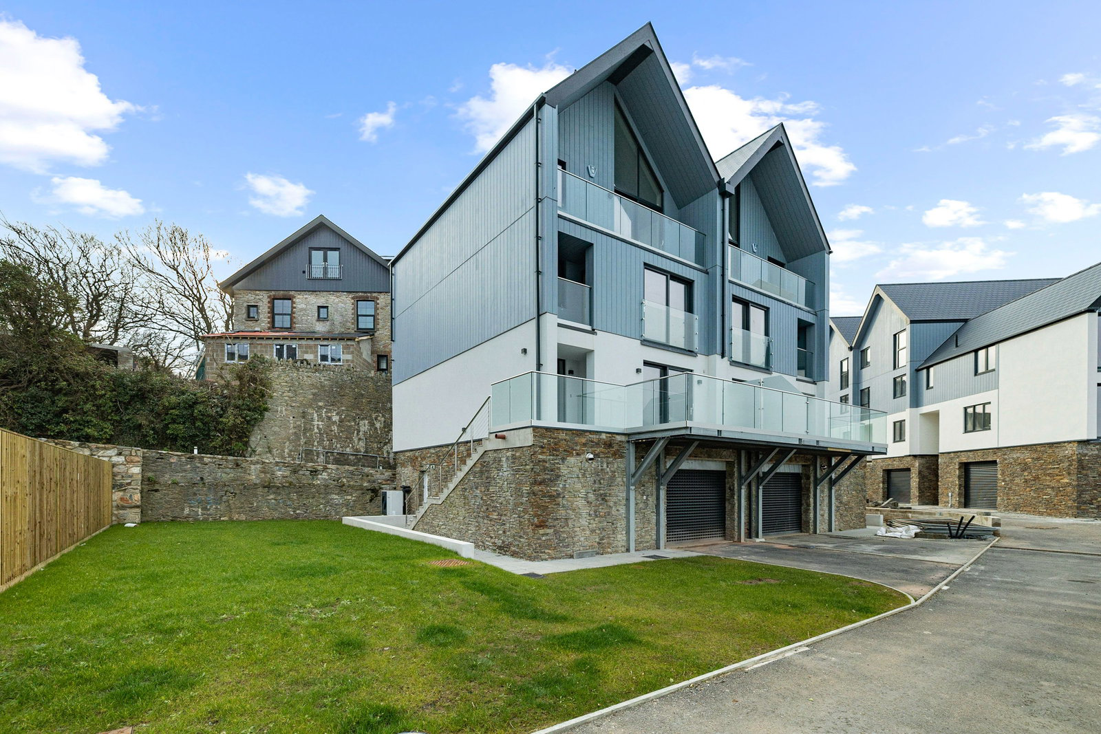 Boston Quays, Baylys Road, Oreston