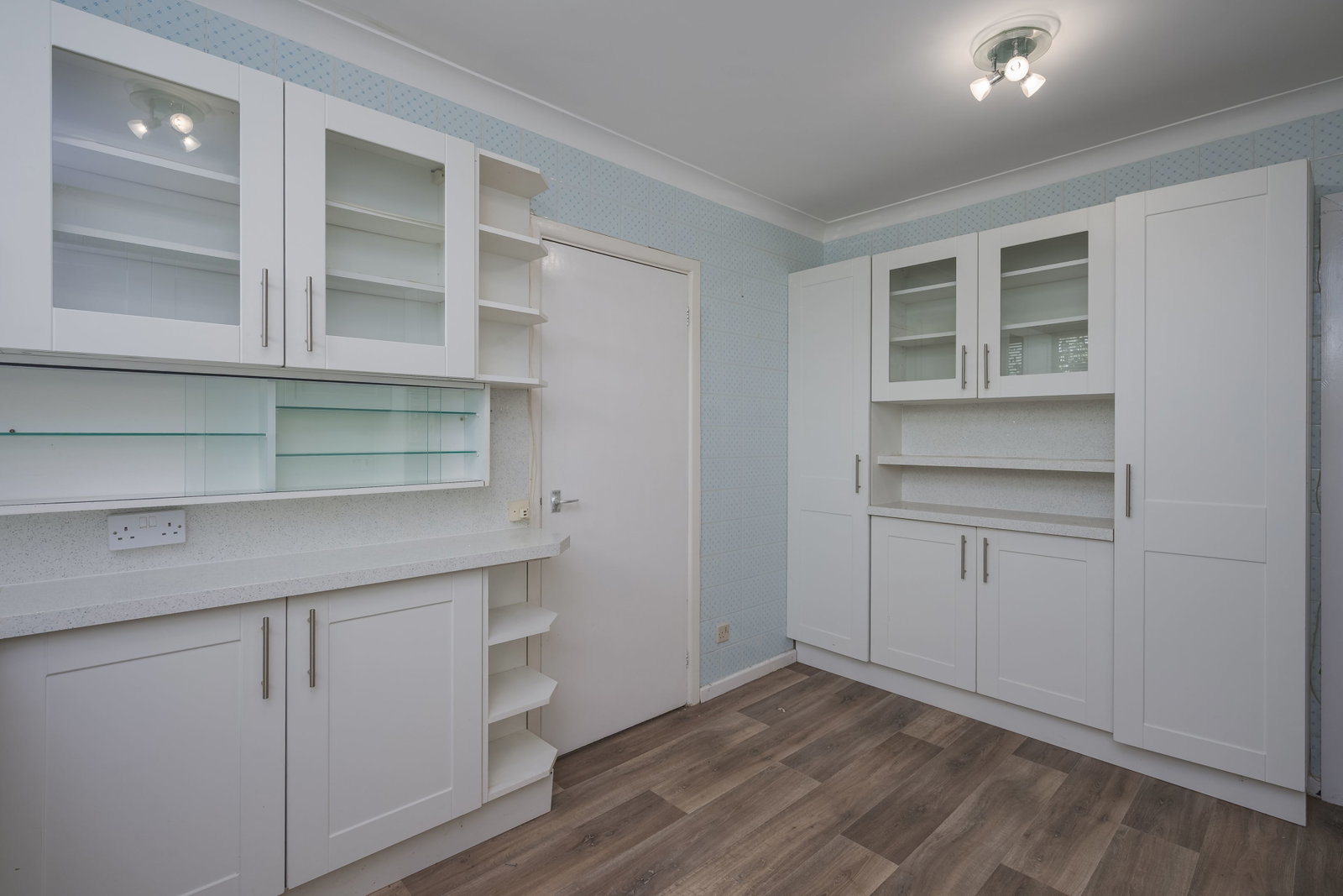 Caradon Close, Derriford, Plymouth, photo 15