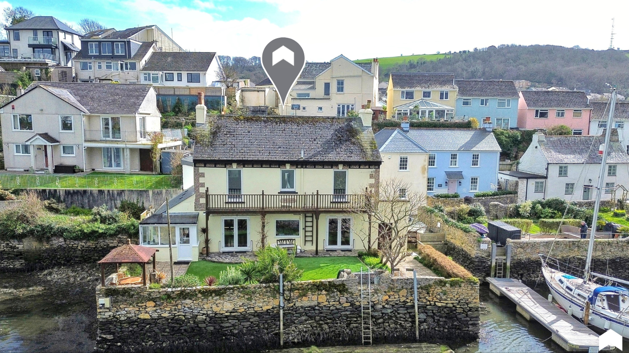 Pyne Villa, Yonder Street, Hooe