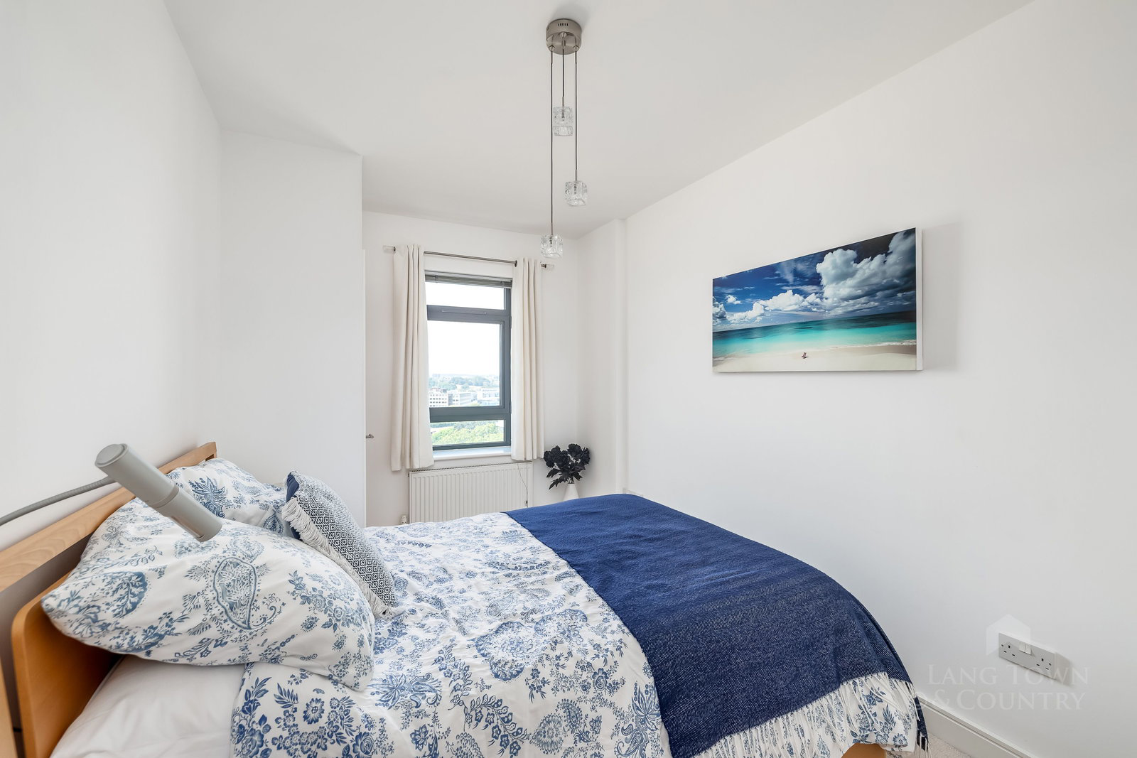 The Azure, Cliff Road, The Hoe, photo 9