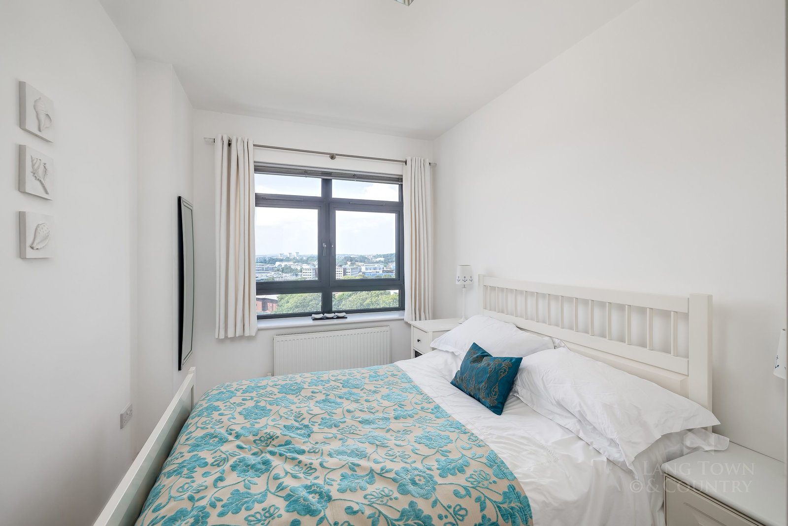 The Azure, Cliff Road, The Hoe, photo 13