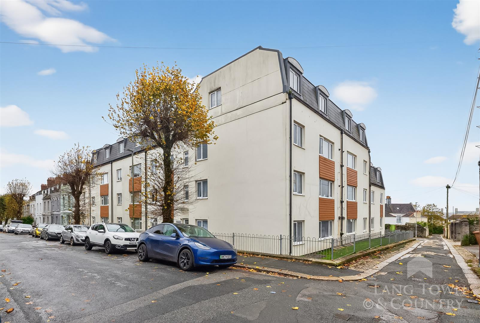 Victoria Court