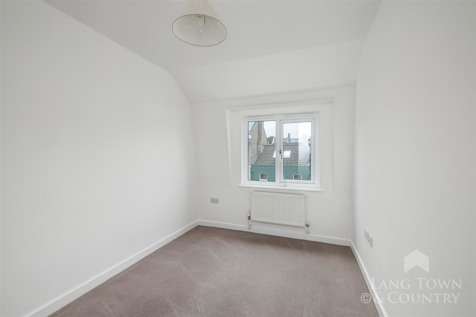 Victoria Court, Stoke, Plymouth, photo 7