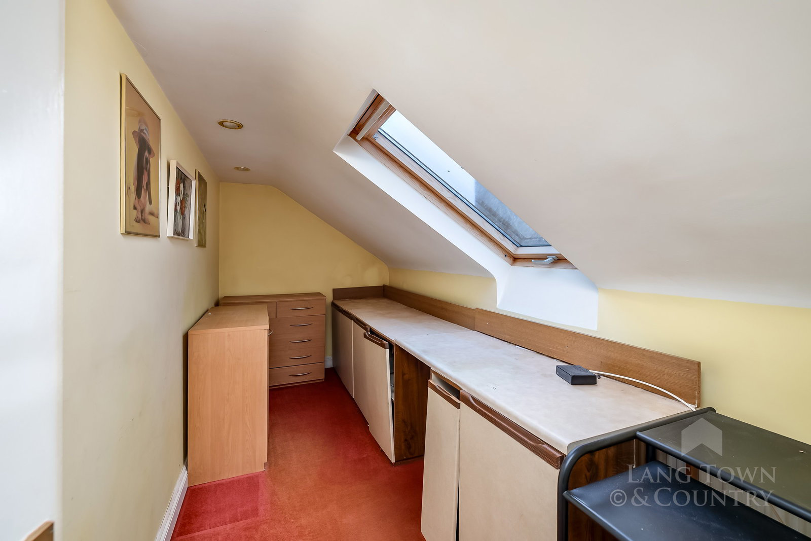 Farnley Close, Birdcage Farm, Plymouth, photo 16