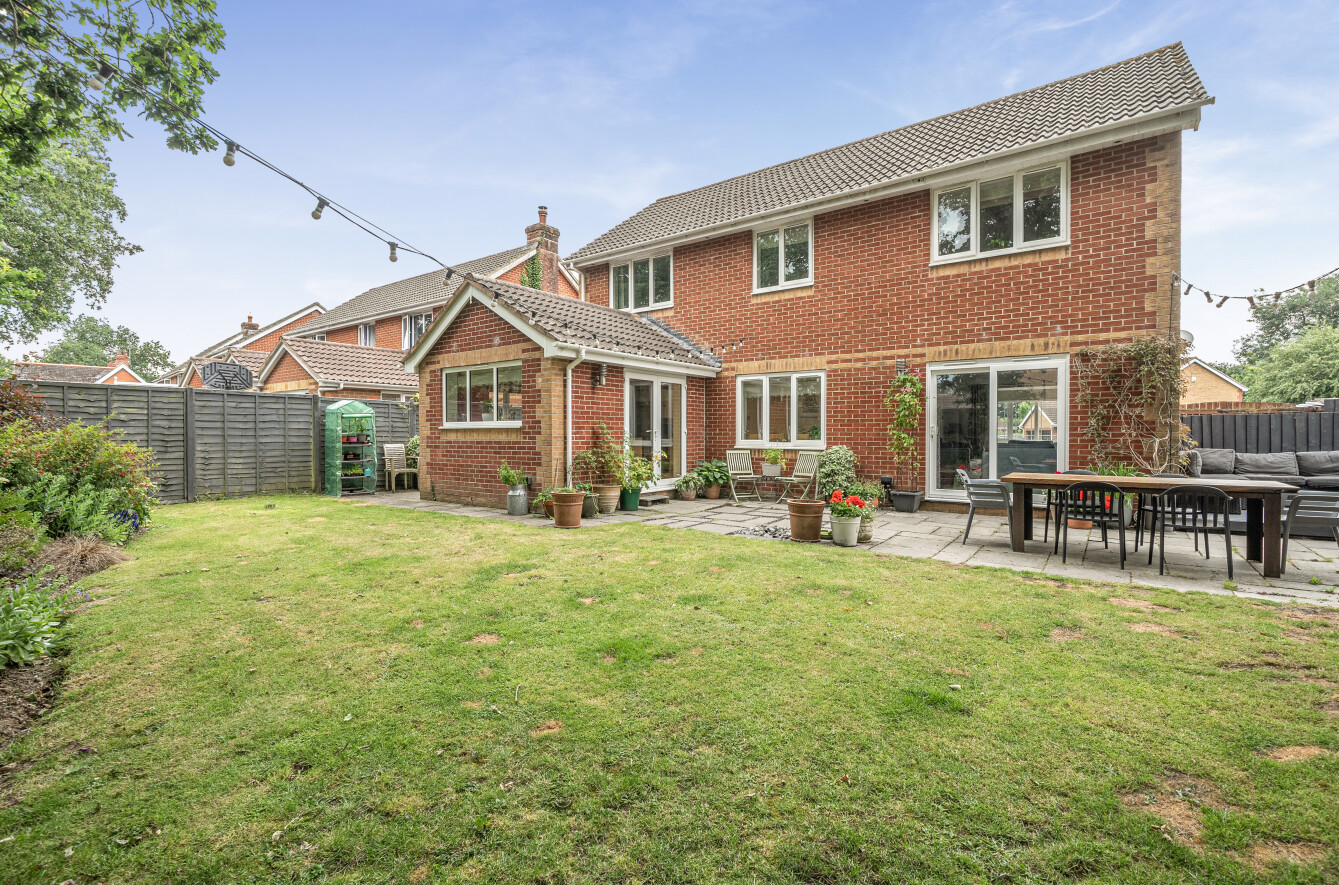 Worcester Crescent, Willand, Cullompton, Devon, EX15, photo 8