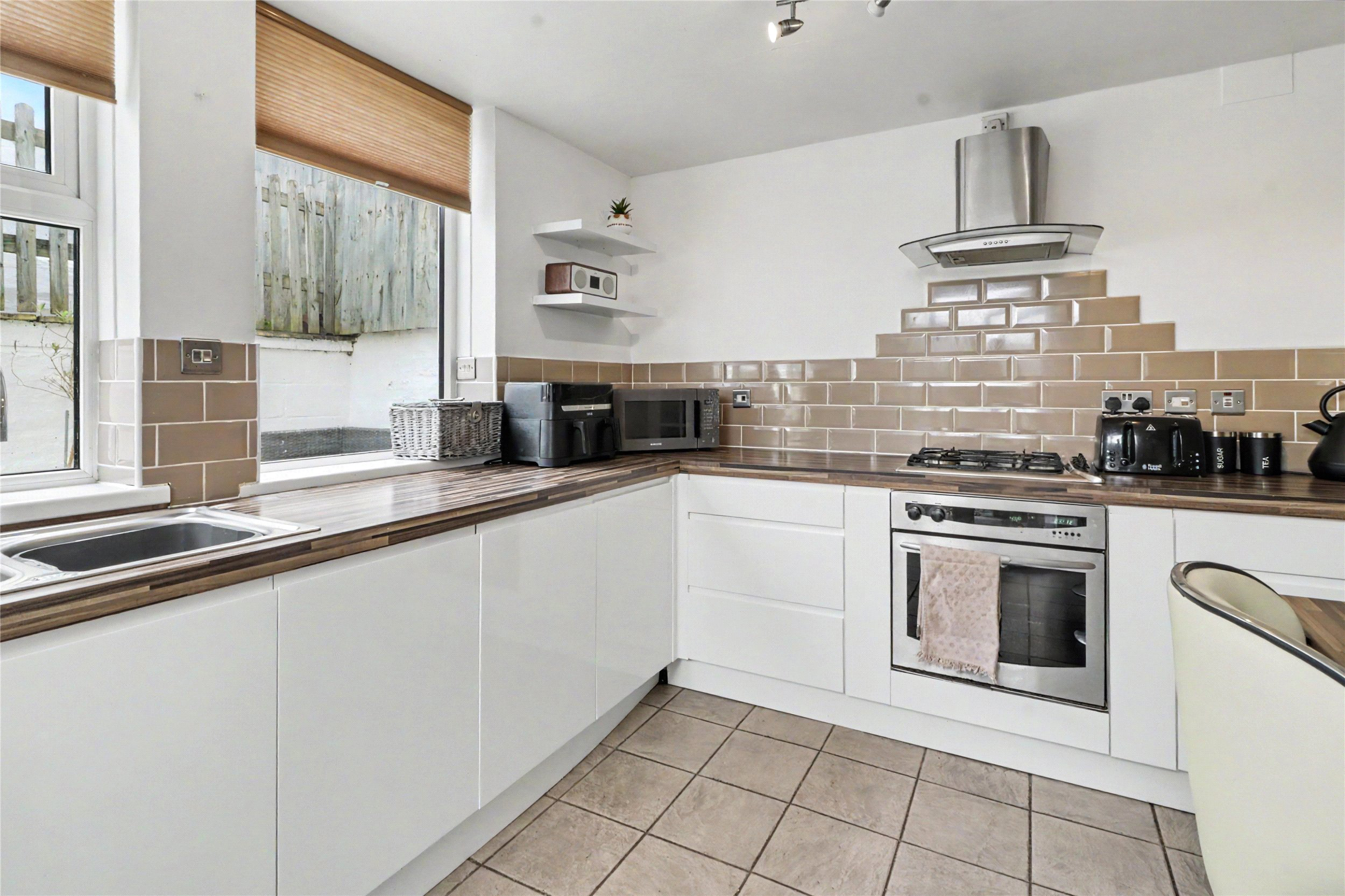 Perfect For First Time Buyers Or First Time Movers, Balmoral Terrace, Ilfracombe, Devon, EX34, photo 3