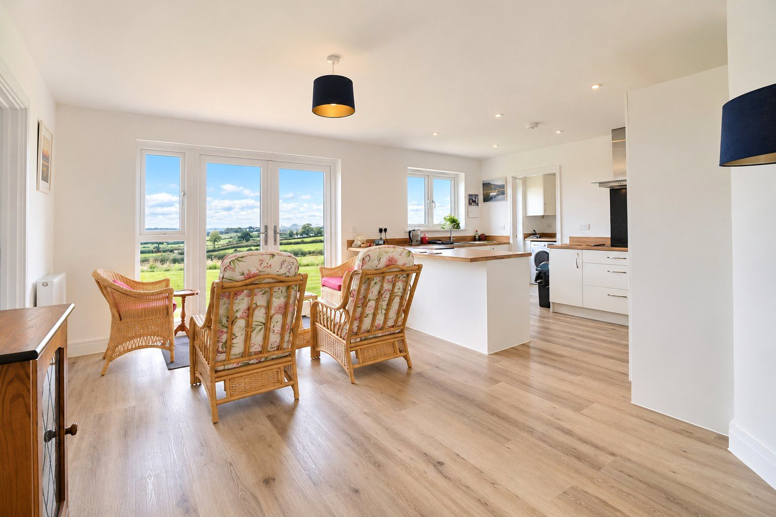 Antler Close, South Molton, Devon, EX36, photo 2