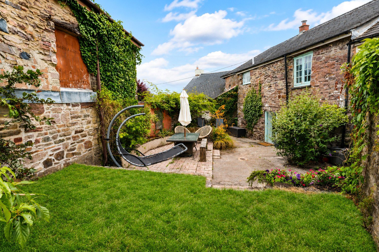The Square, North Molton, South Molton, Devon, EX36, photo 4