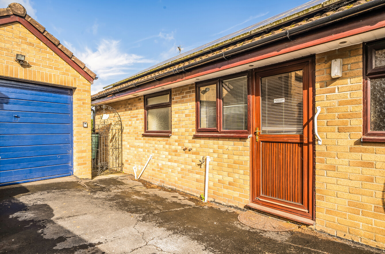 Redwood Close, Hemyock, Cullompton, Devon, EX15, photo 25