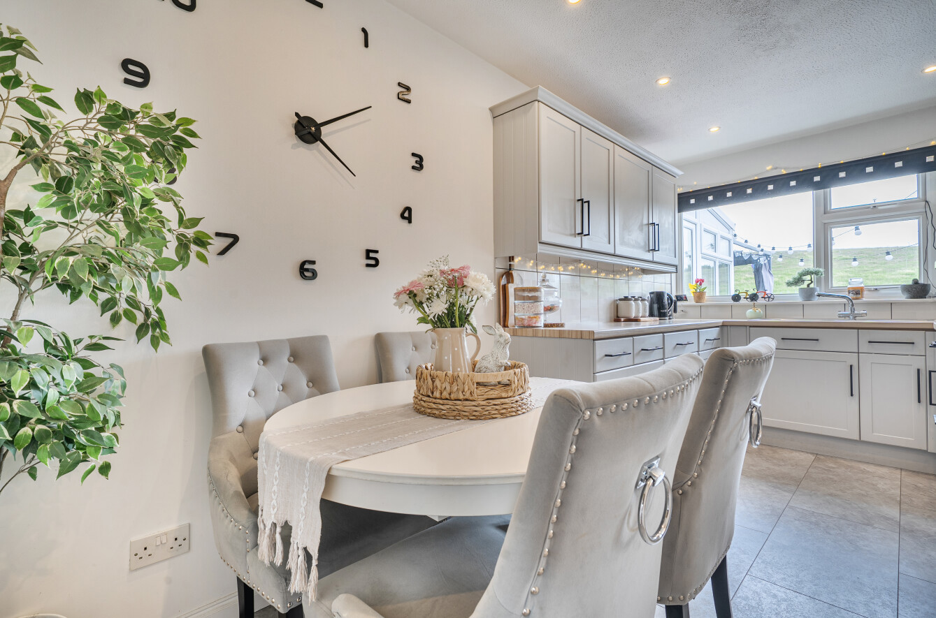 Meadow View, Uffculme, Cullompton, Devon, EX15, photo 4