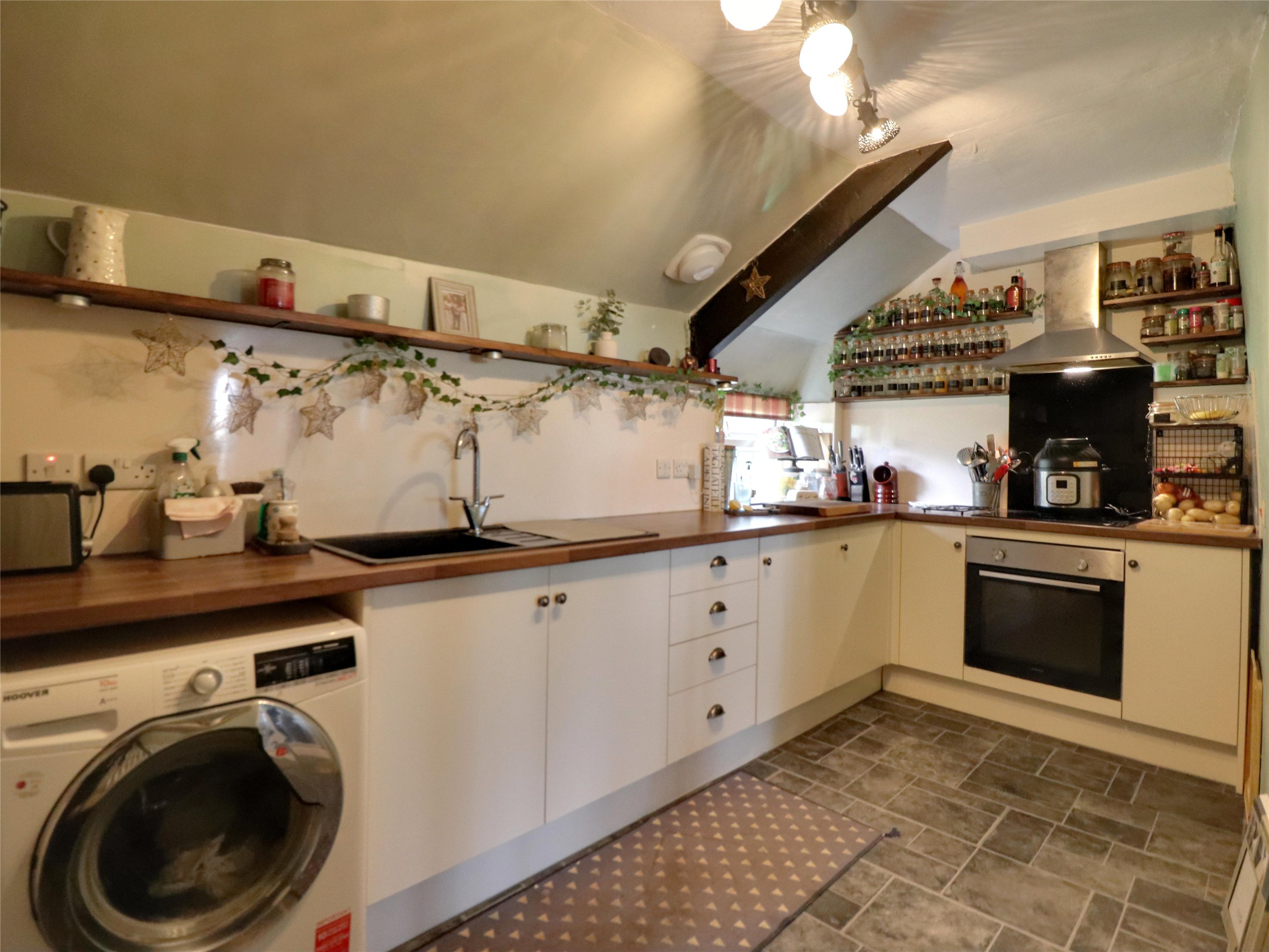 Shebbear, Beaworthy, Devon, EX21, photo 2