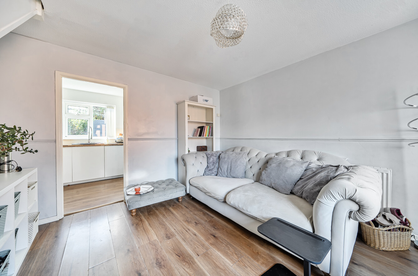 Gillards Close, Rockwell Green, Wellington, Somerset, TA21, photo 6
