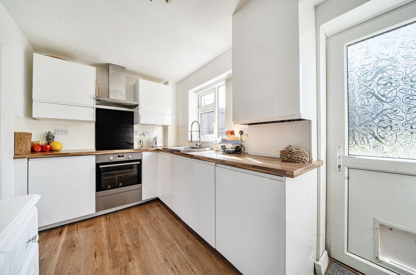 Gillards Close, Rockwell Green, Wellington, Somerset, TA21, photo 7