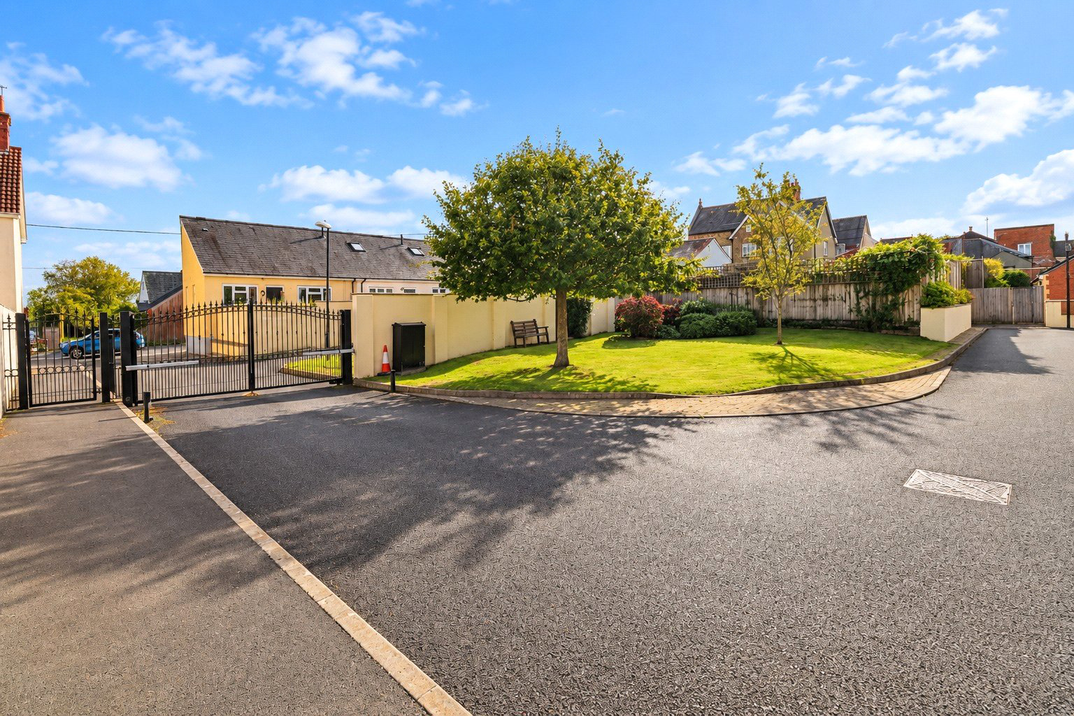 Kingdons Court, South Molton, Devon, EX36, photo 11