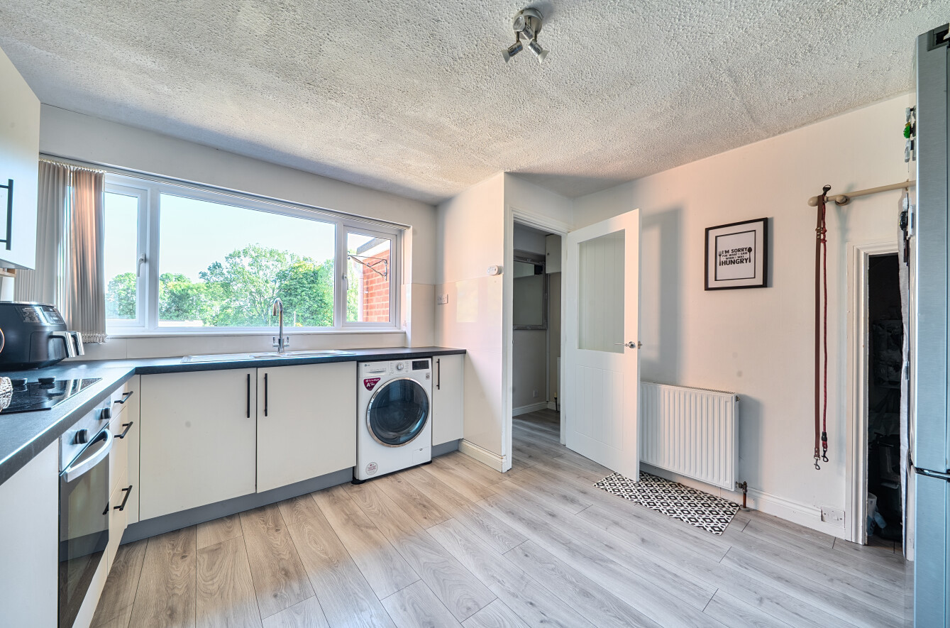 Brooklands Road, Rockwell Green, Wellington, Somerset, TA21, photo 6
