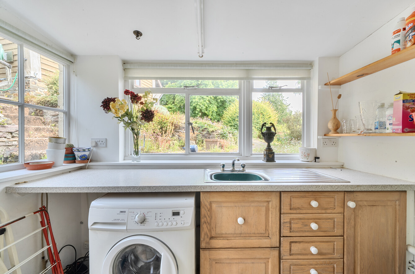 Rosemary Lane, Dulverton, Somerset, TA22, photo 16