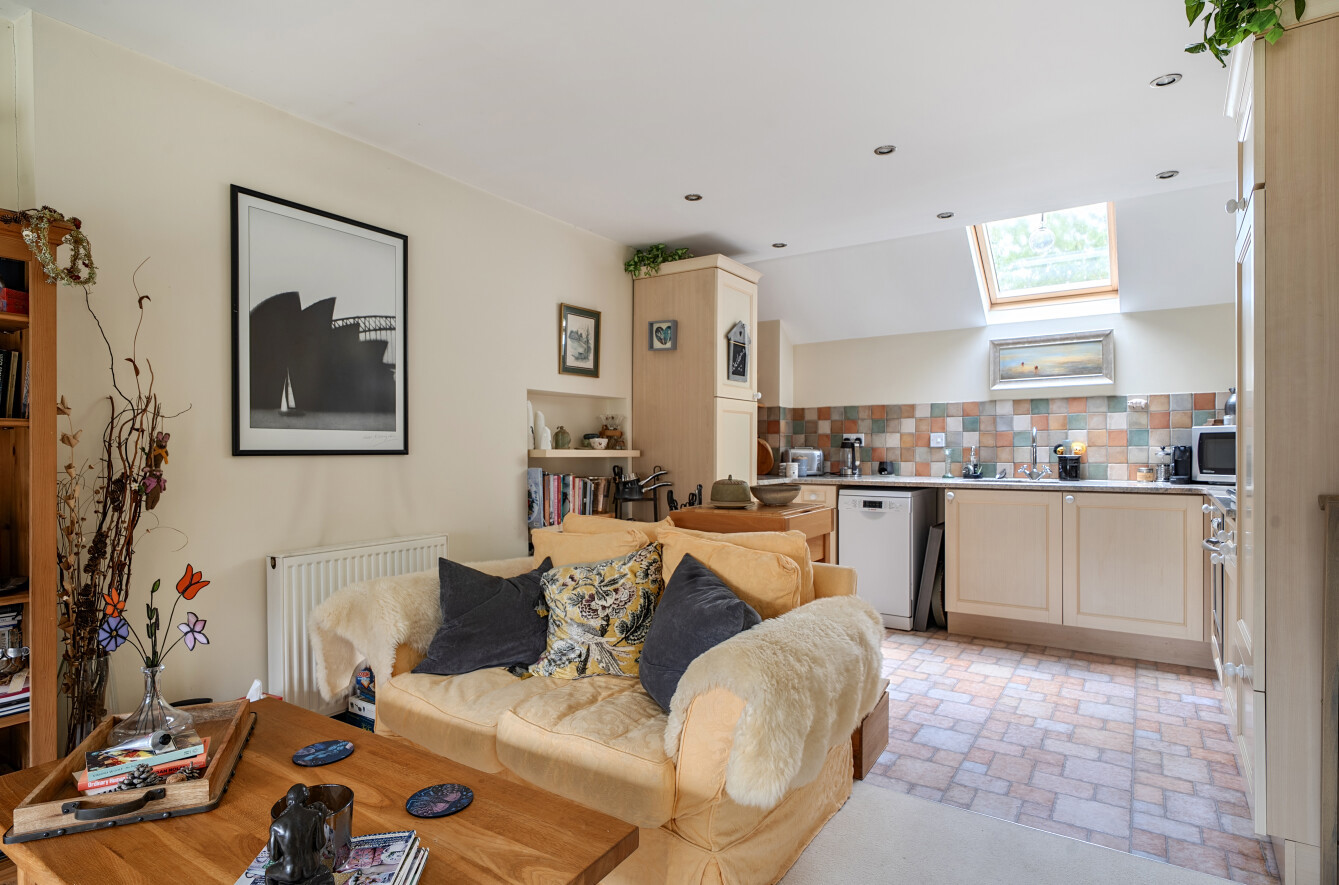 Hills Mews, Courtland Road, Wellington, Somerset, TA21, photo 11