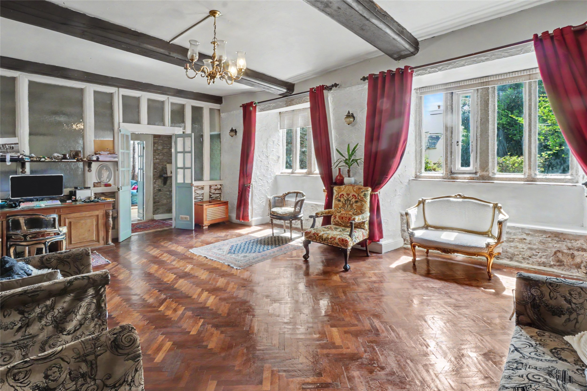 Photo 8