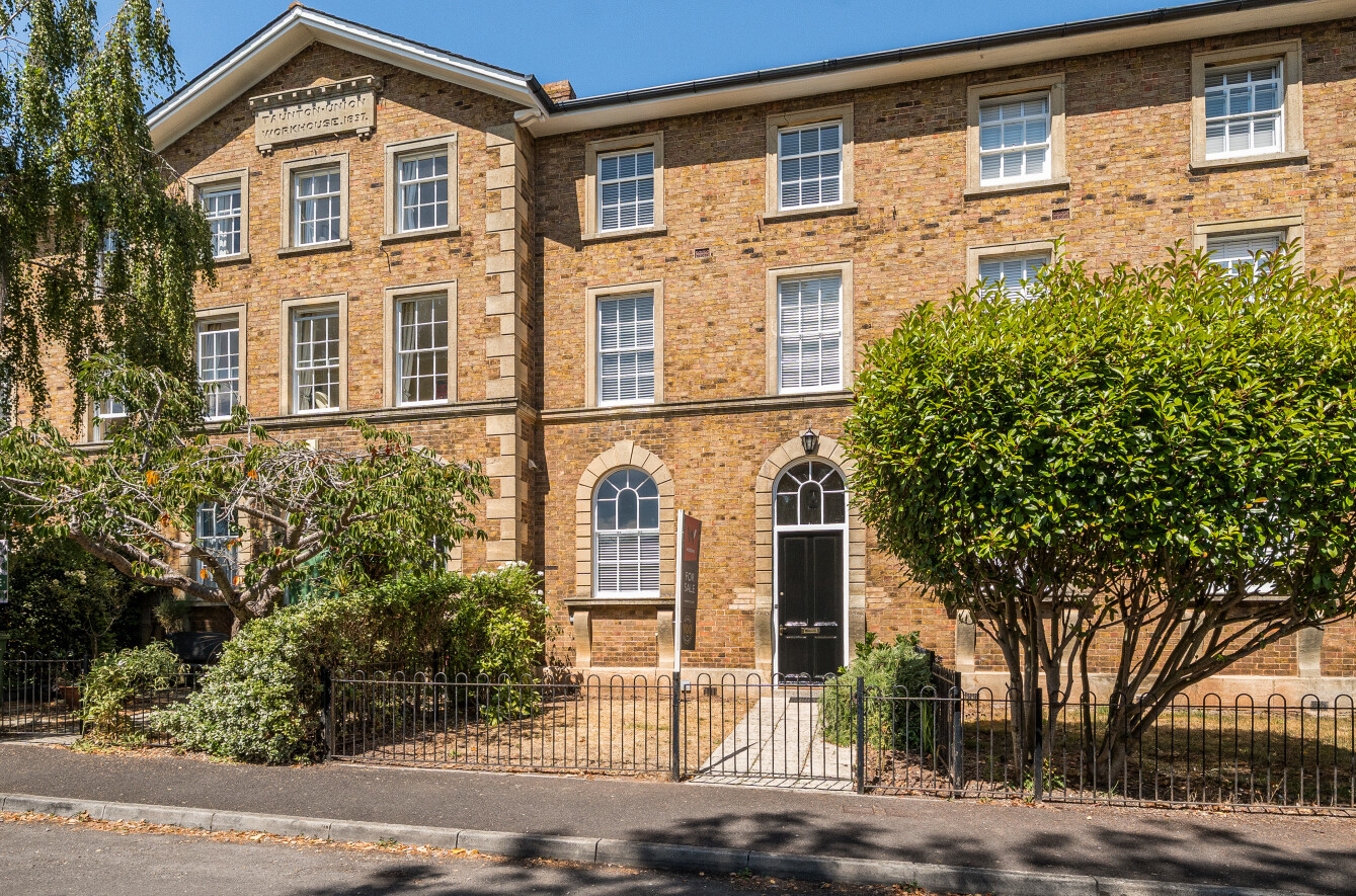 Trinity Road, Taunton, Somerset, TA1, photo 2
