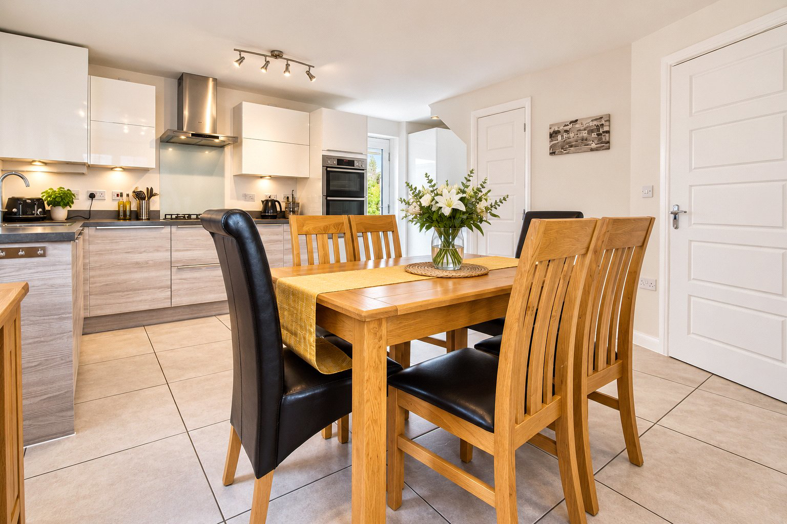 Omaha Way, Fremington, Barnstaple, Devon, EX31, photo 3