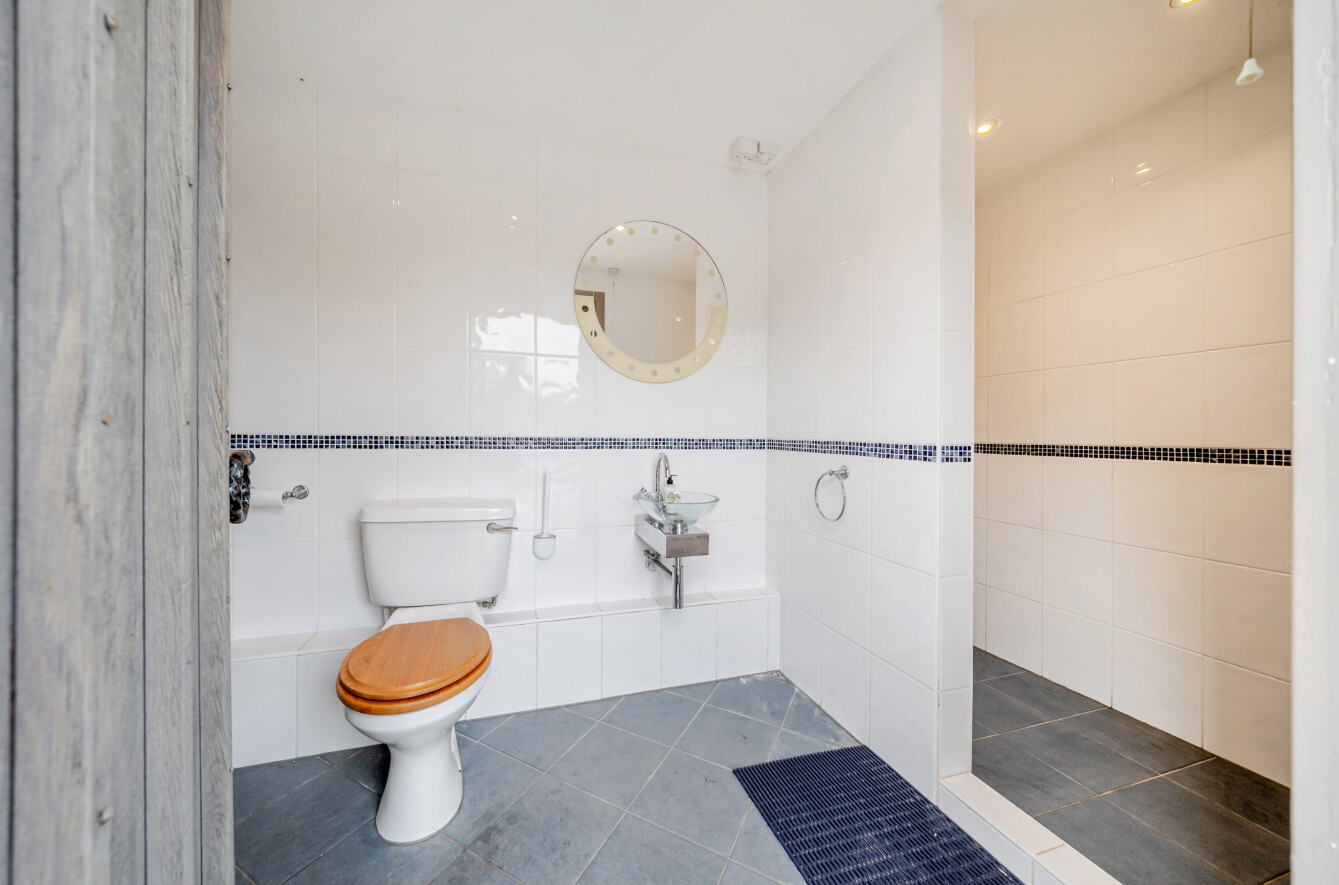 Kingweston Road, Butleigh, Glastonbury, Somerset, BA6, photo 51